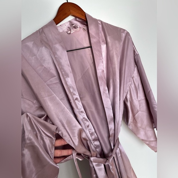 Luxurious La Vie En Rose pink Robe size XS - Picture 5 of 6